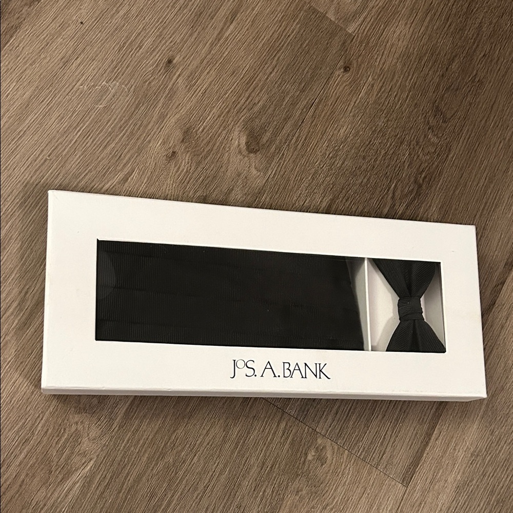 Jos. A. Bank Elegant Black Bow Tie Set